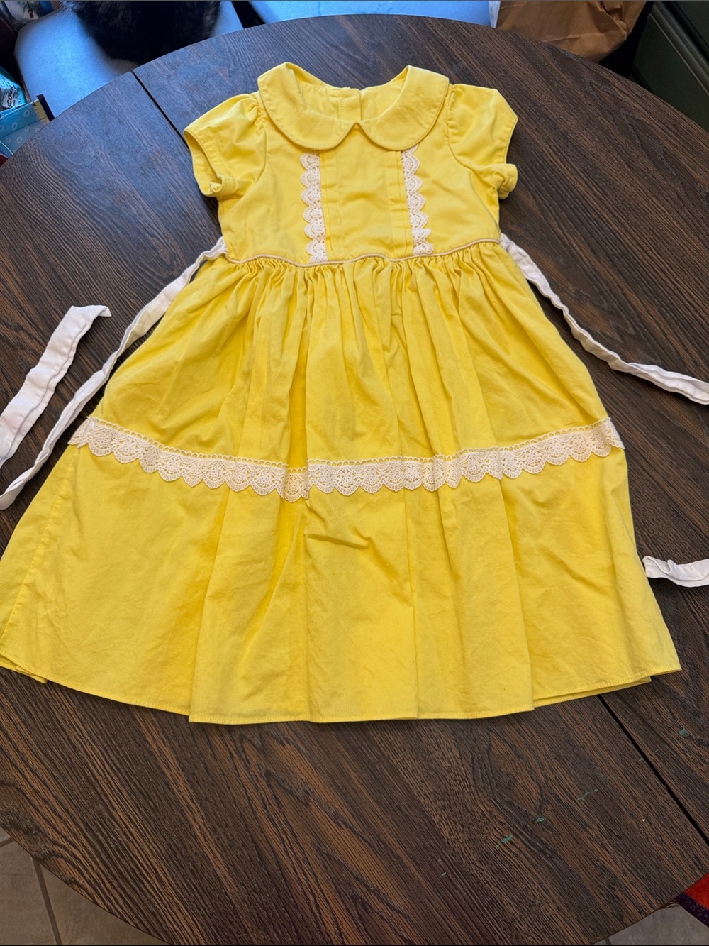 Darling Mae Darling Yellow Lace-Trim Peter Pan Collar Dress